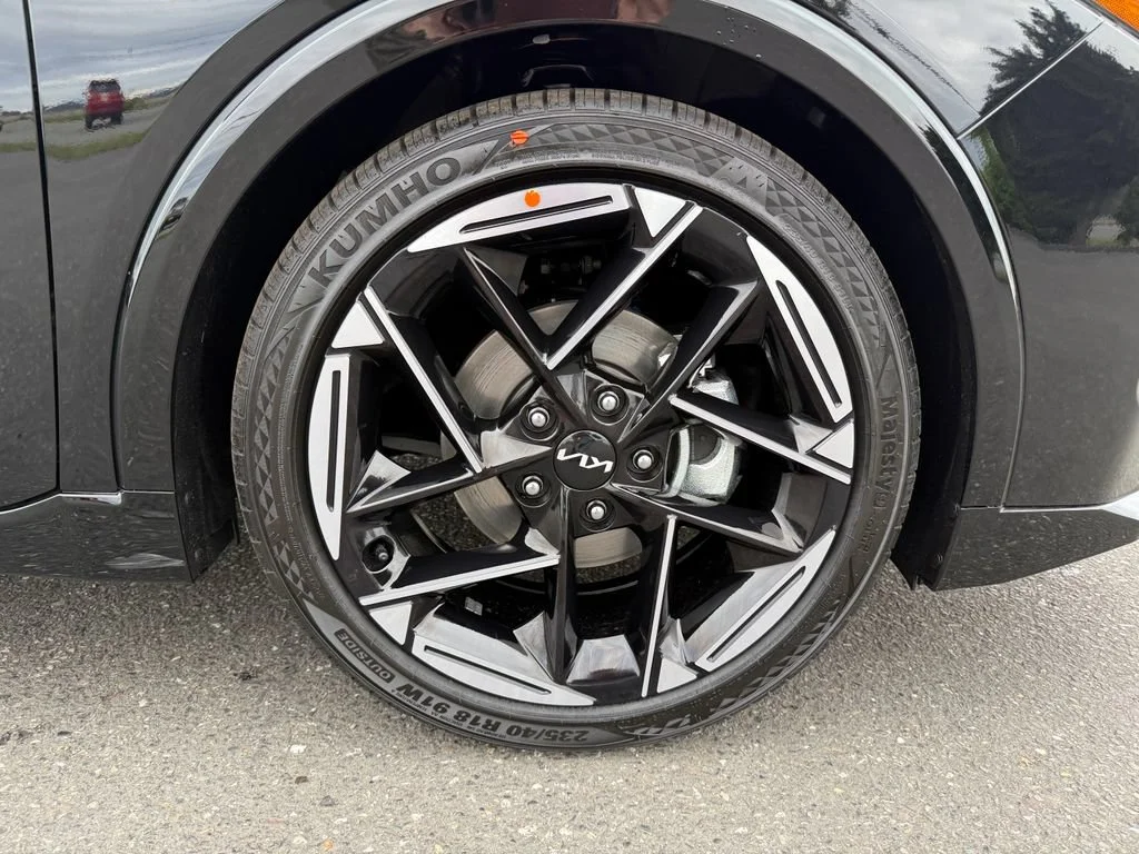 New 2026 Aurora Black Pearl Kia GT-Line image 9