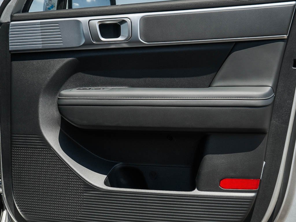 New 2026 Ecotronic Gray Hyundai SEL AWD image 10