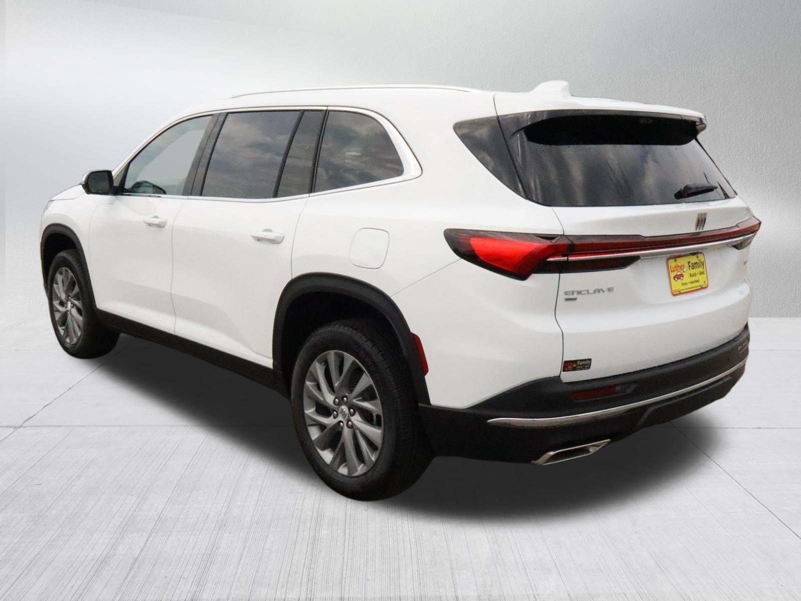 New 2026 Summit White Buick Preferred image 5
