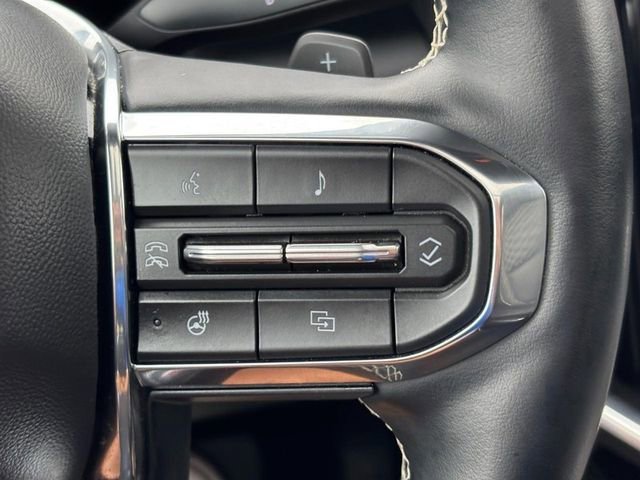 2024 GMC Acadia Denali - Photo 19