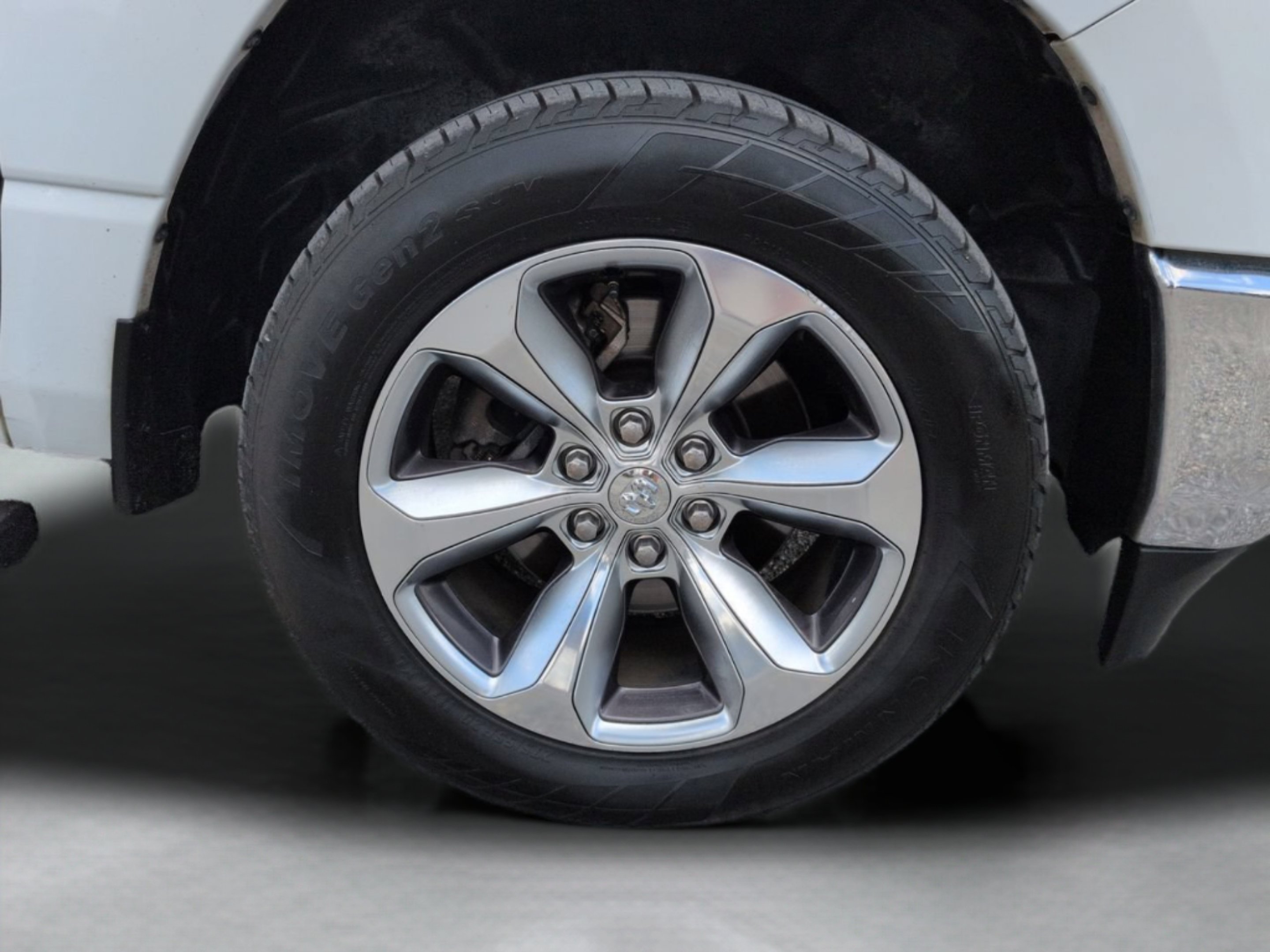 Used 2019 Bright White Clearcoat Ram Big Horn/Lone Star image 13