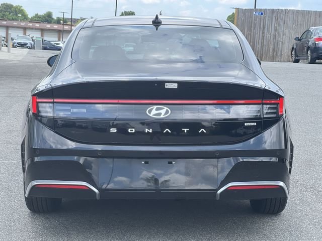 Certified Used 2025 Black Hyundai Limited image 12