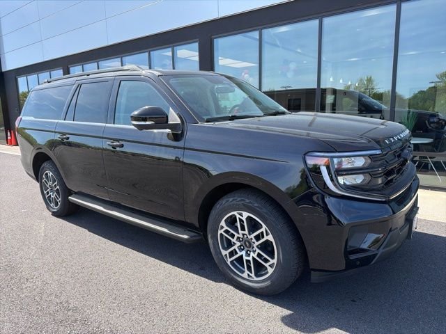 2026 Ford Expedition Active MAX 4x4's photo