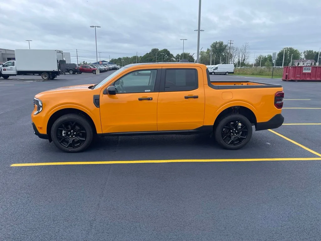 Used 2026 Orange Ford XLT image 8