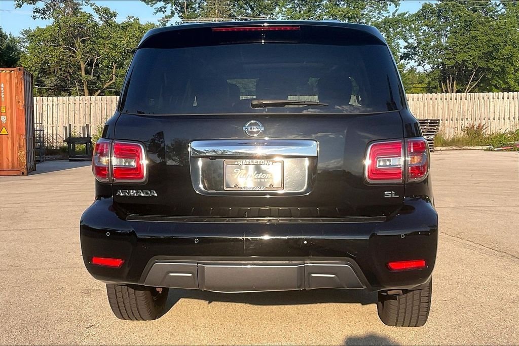 Used 2020 Black Nissan SL image 4