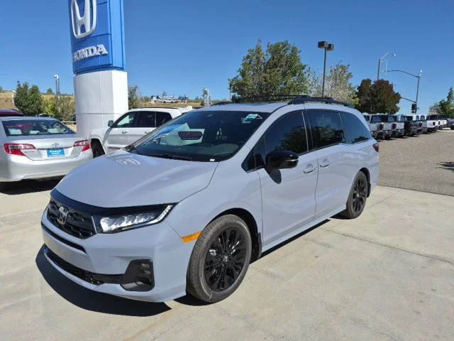 New 2026 Sonic Gray Pearl Honda Sport-L image 2