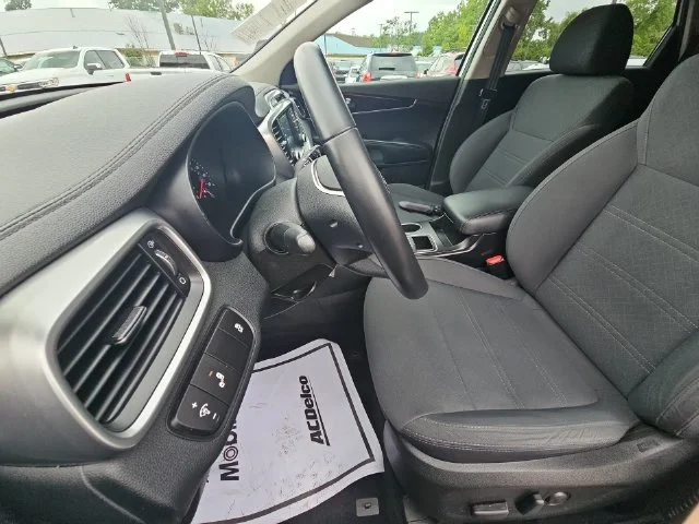 Used 2019 Silver Kia LX image 12