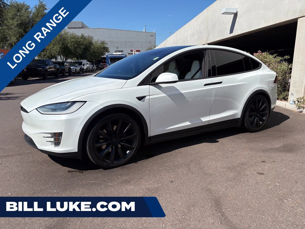 Used 2019 White Tesla Long Range image 1