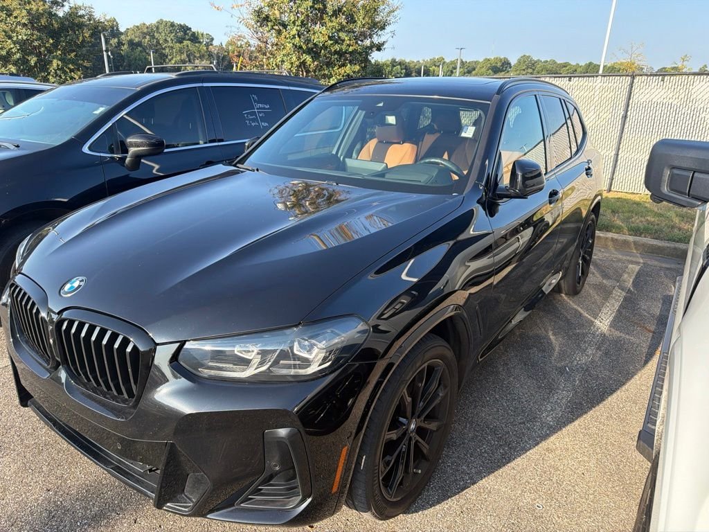 Used 2023 Black BMW sDrive30i image 1