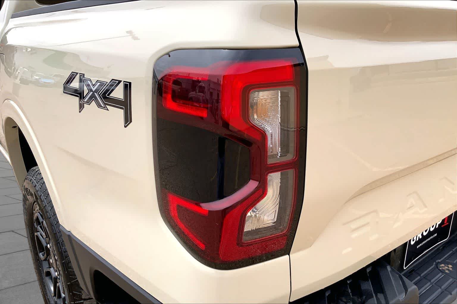 Used 2025 Desert Sand Ford XLT image 29