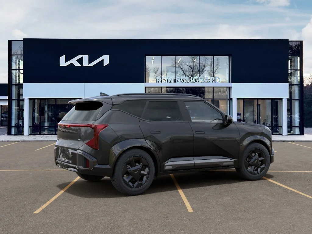 New 2027 Interstellar Gray Kia X-Line S image 6