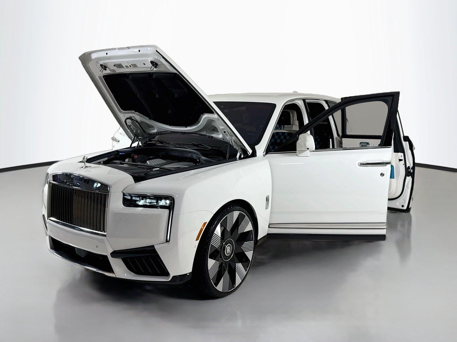 Used 2025 English White Rolls-Royce 26