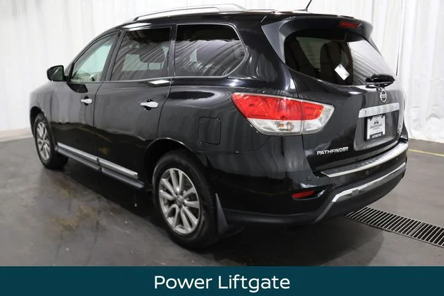 Certified Used 2015 Black Nissan SL image 5