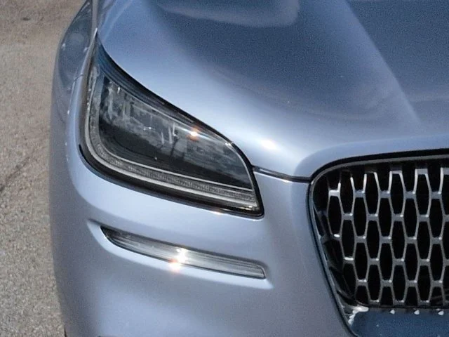 Certified Used 2022 Blue Metallic Lincoln Standard image 10