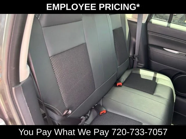 Used 2015 Gray Jeep Latitude image 20