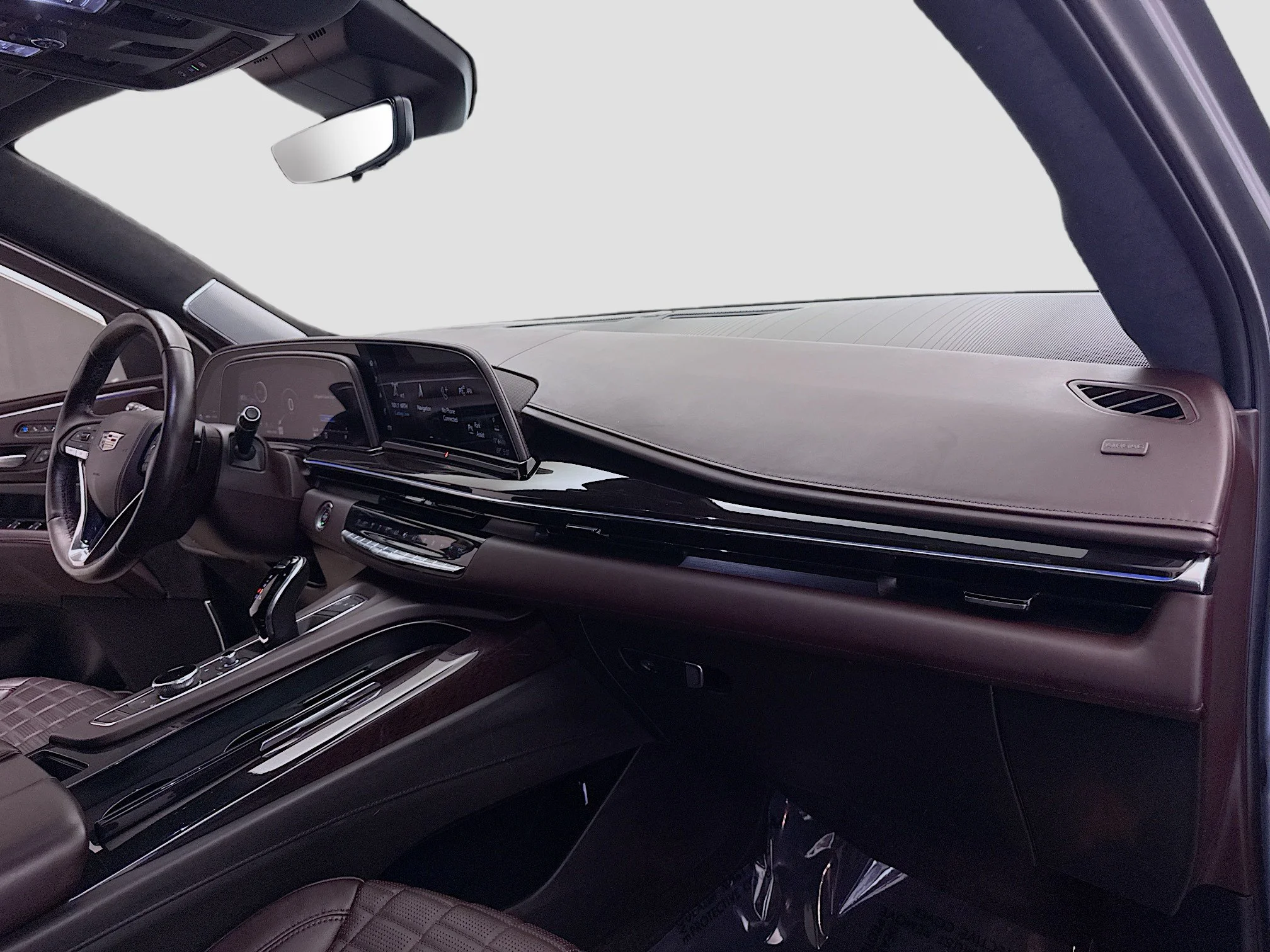 Used 2022 Satin Steel Metallic Cadillac Sport Platinum image 34