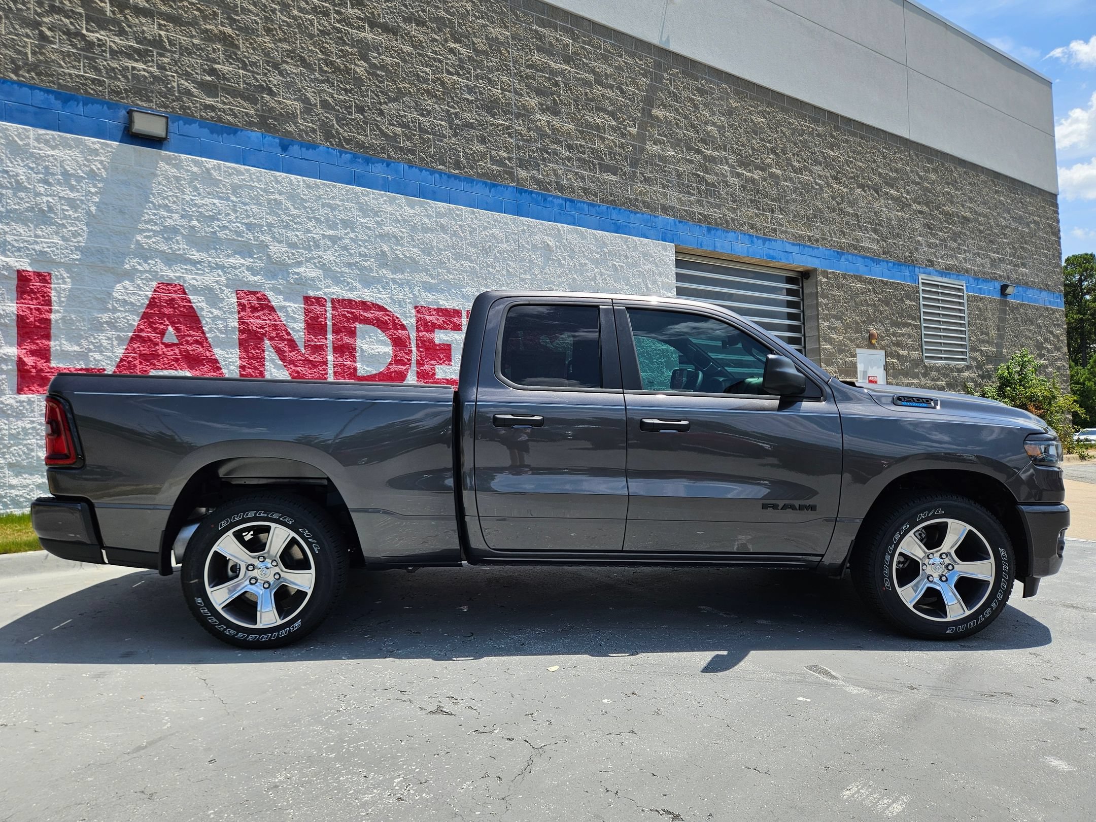 New 2026 Granite Crystal Metallic Clear-Coat Exterior Paint RAM Express image 8