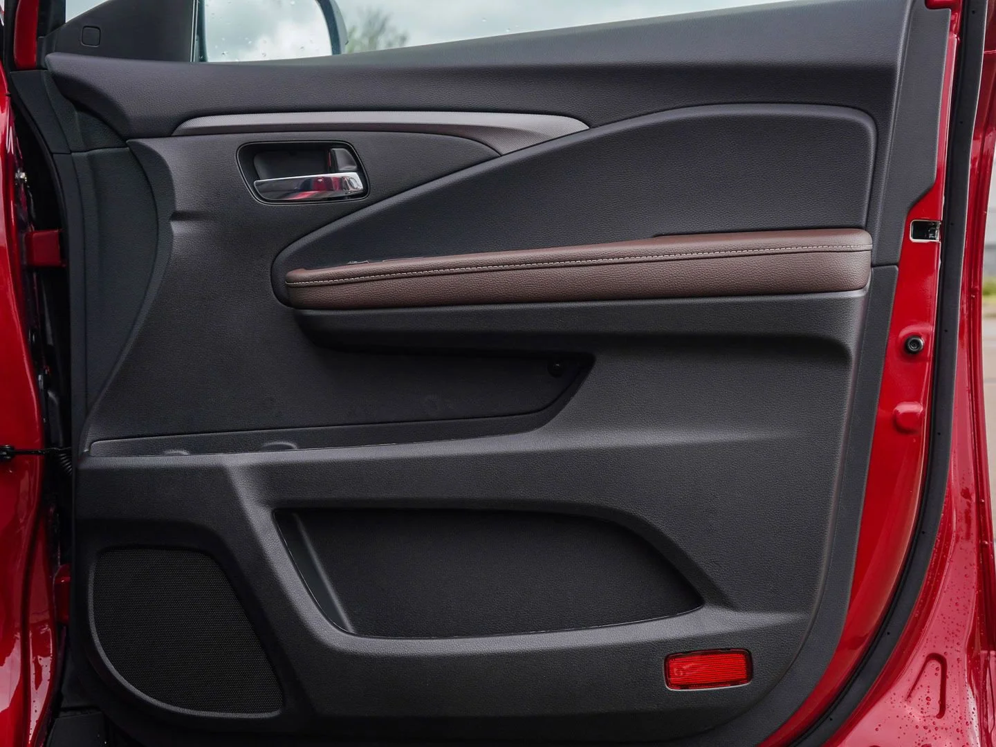 New 2026 Radiant Red Metallic II Honda RTL image 7