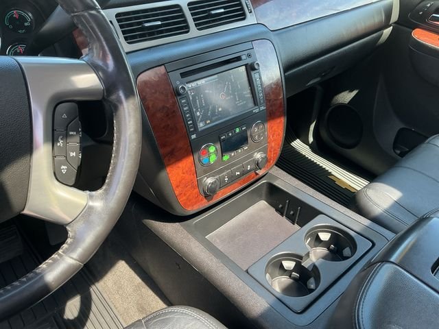 Used 2013 Silver Chevrolet Hybrid image 25