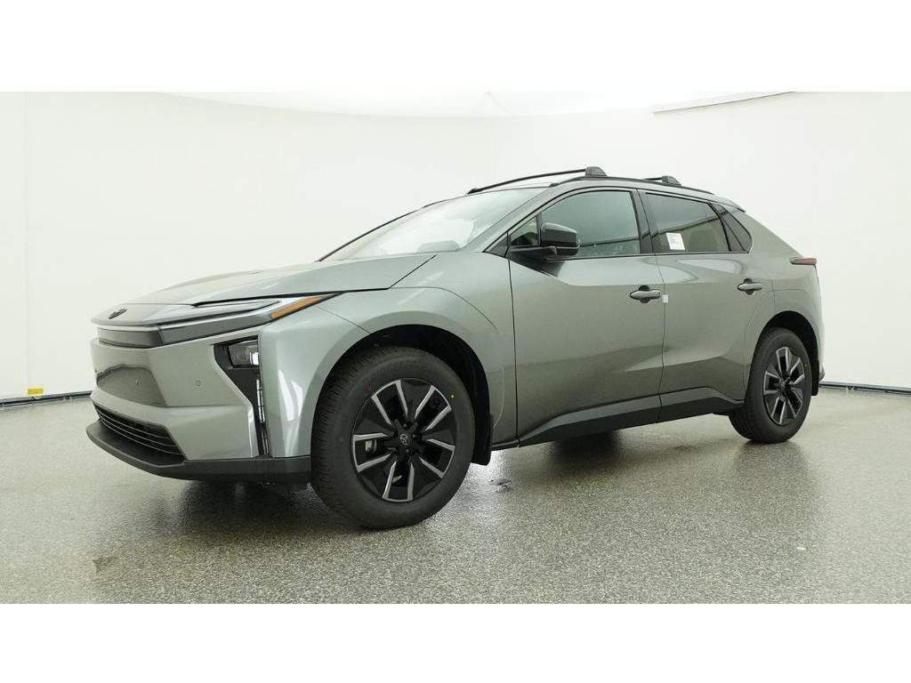 New 2026 Heavy Metal Toyota XLE image 17