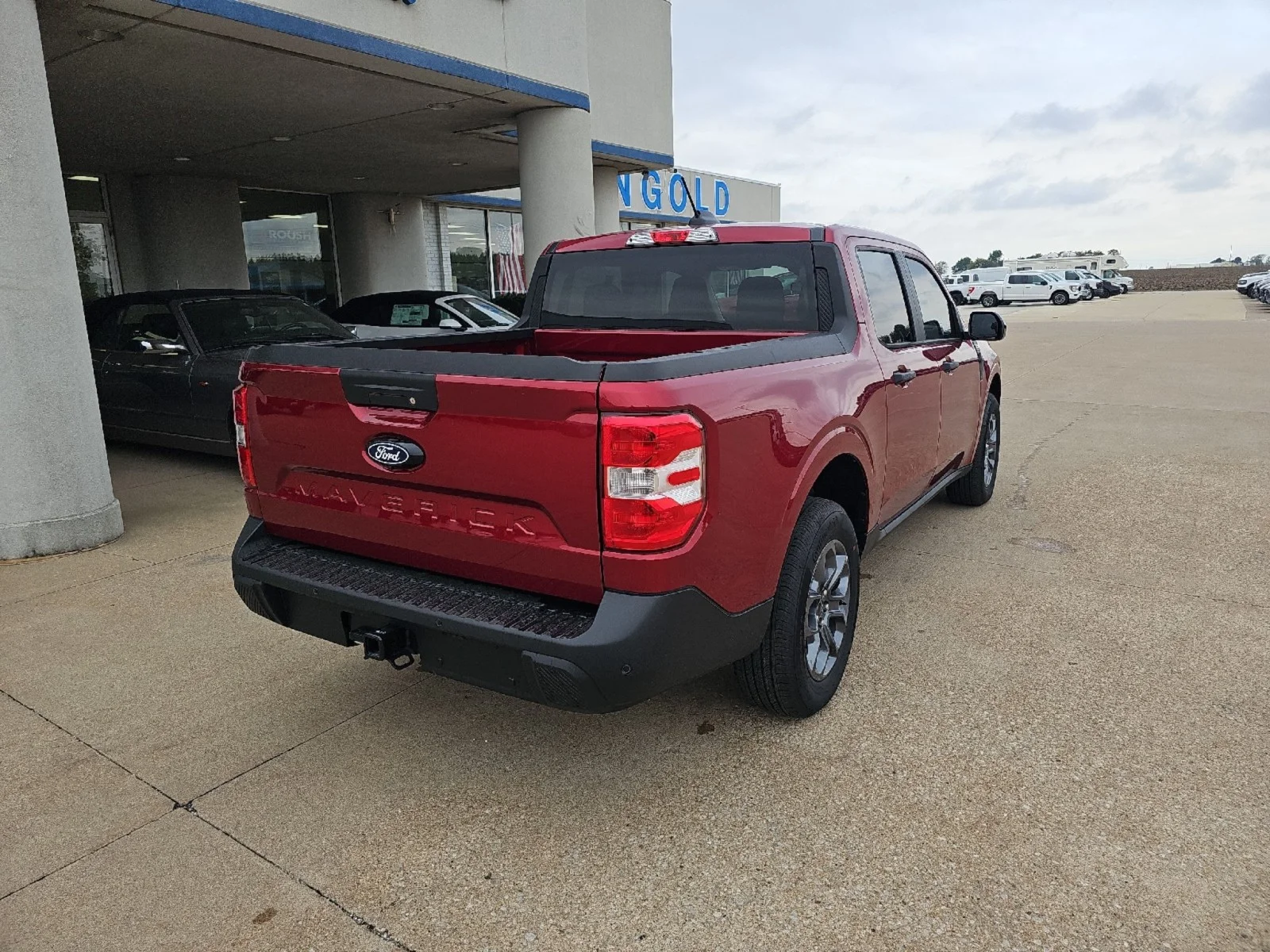 New 2026 Ruby Red Metallic Tinted Clearcoat Ford XLT image 9