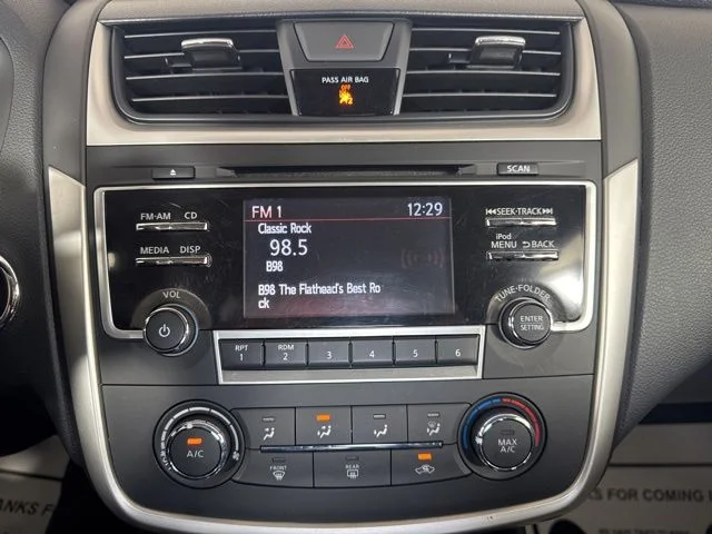 Used 2017 Scarlet Ember Nissan 2.5 SR image 14