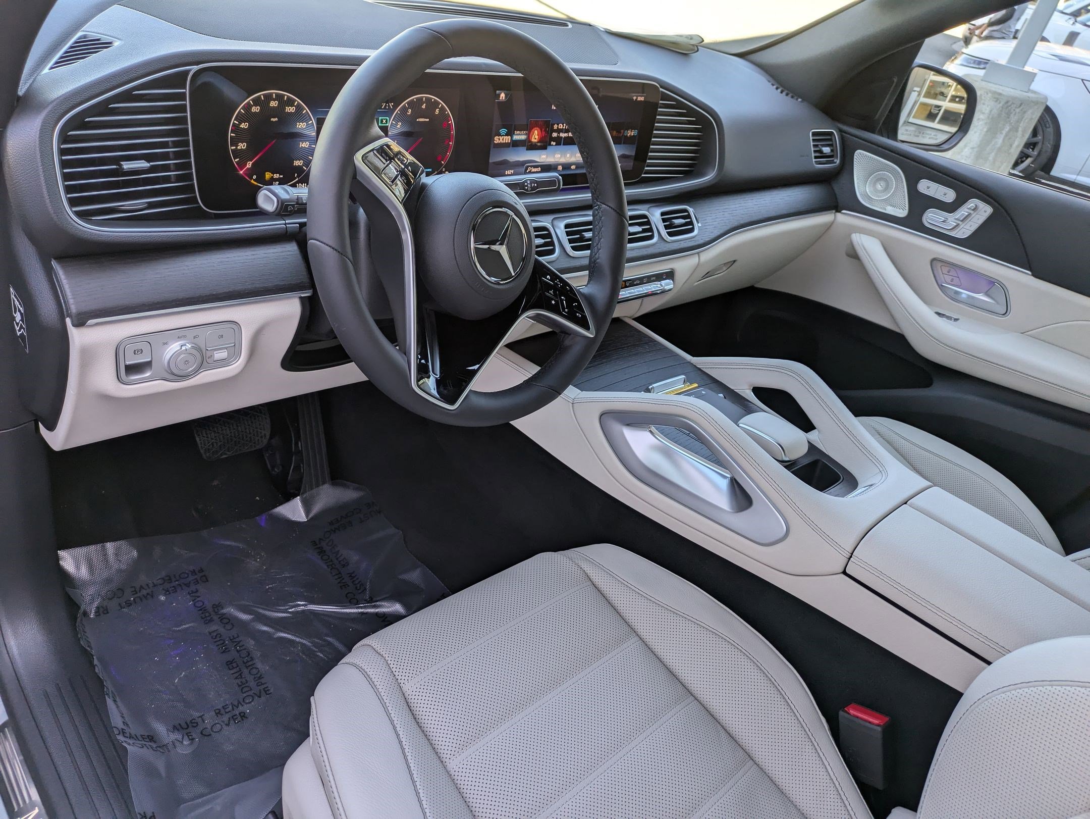 2025 Mercedes-Benz GLE GLE450 - Photo 28