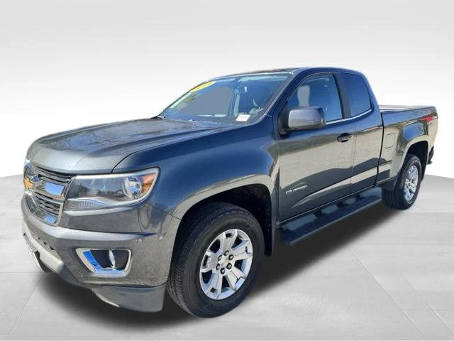 Used 2015 Gray Chevrolet LT image 3