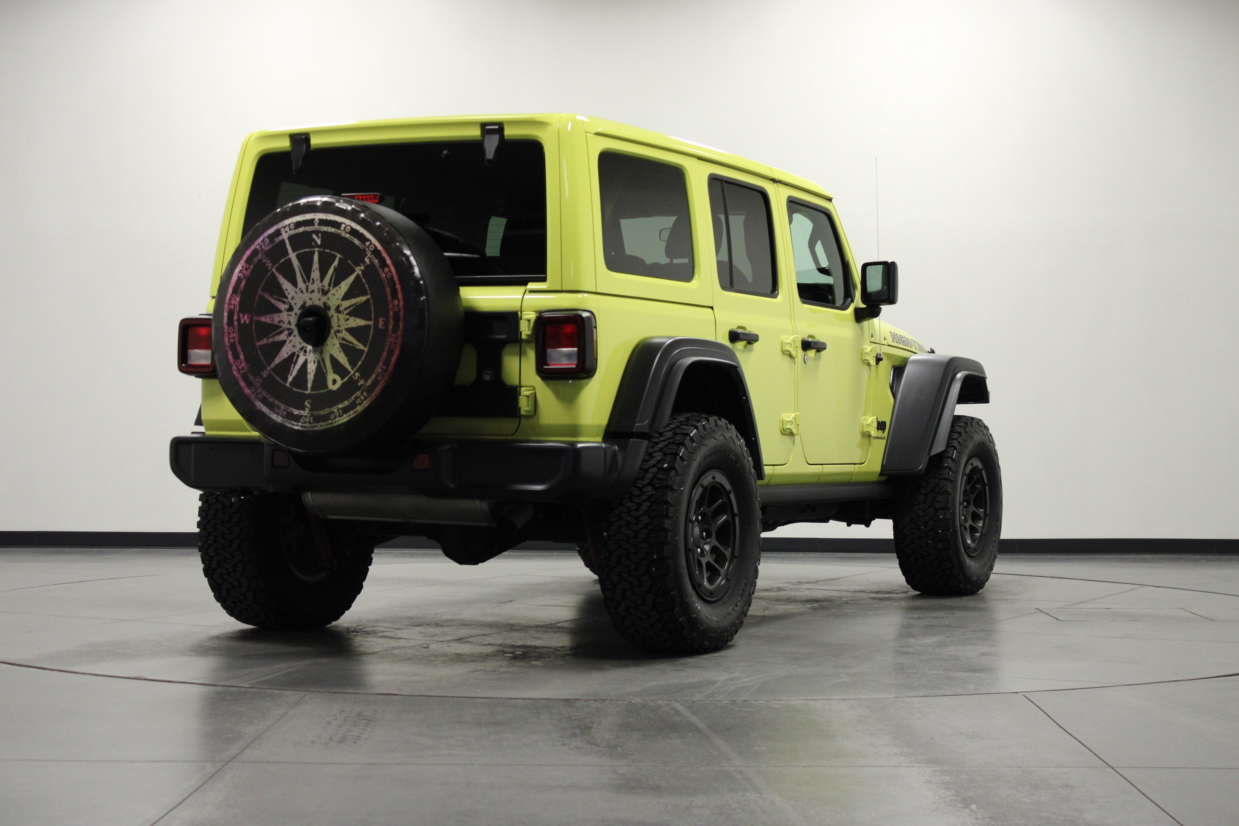 Used 2023 High Velocity Clearcoat Jeep High Tide image 4