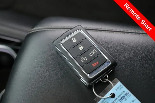 Used 2021 Gray Jeep Altitude image 3