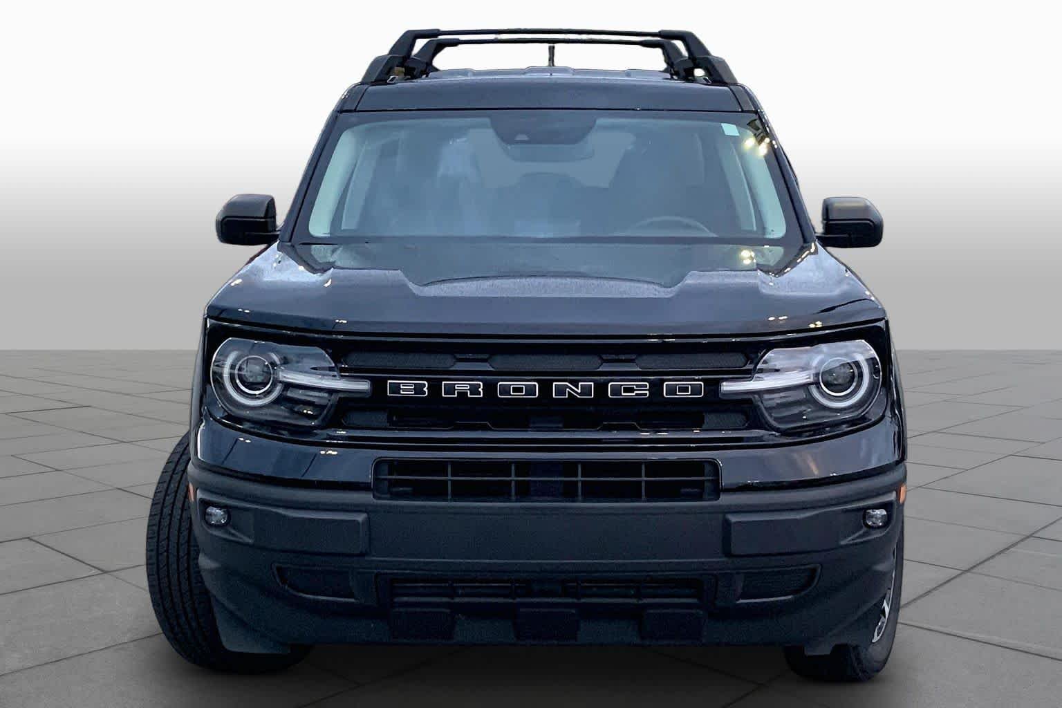 Used 2023 Shadow Black Ford Outer Banks image 4