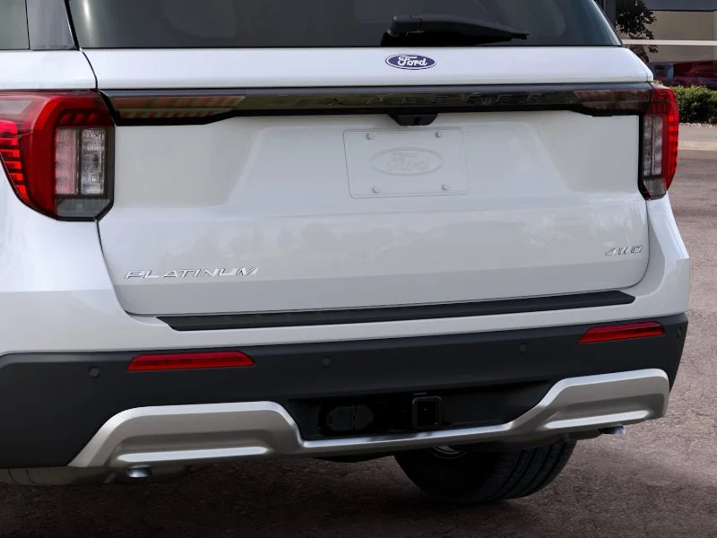 New 2027 Star White Metallic Tri-Coat Ford Platinum™ image 42