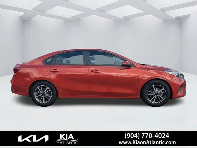 3KPF24AD5PE627808