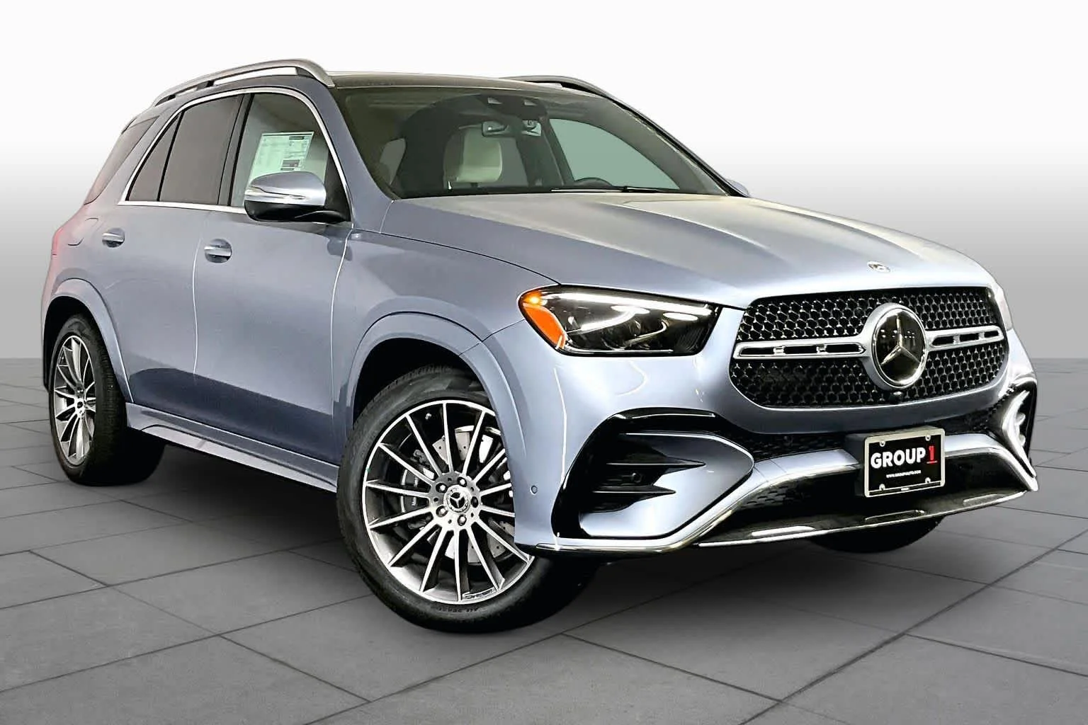 New 2026 MANUFAKTUR Cote d Azur Light Blue Metallic Mercedes-Benz GLE 350 image 2