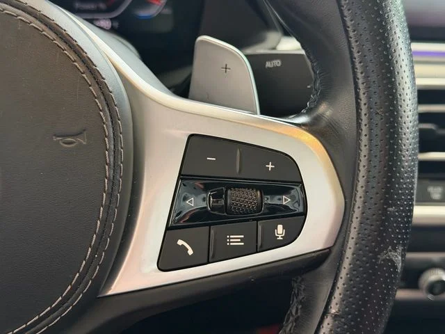 Used 2022 White BMW xDrive40i image 19