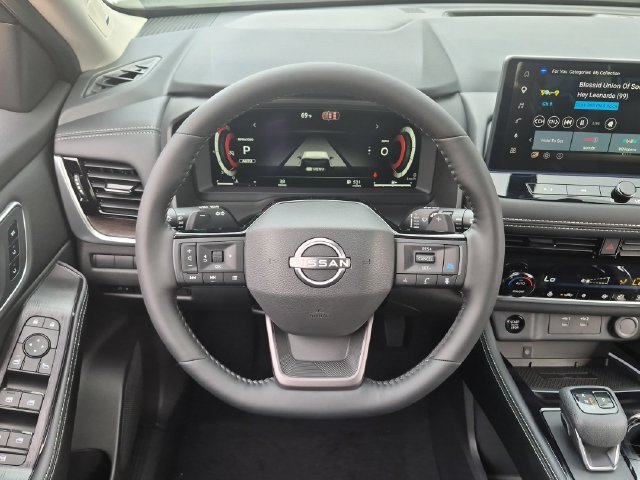 New 2026 Everest White Pearl TriCoat / Super Black Two-tone Nissan Platinum image 13