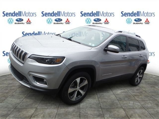 Used 2020 Silver Jeep Limited image 6