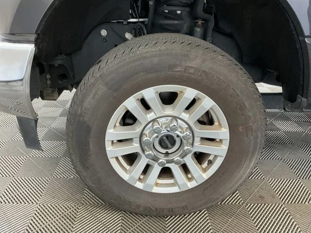 Used 2019 Black Ford XL image 10