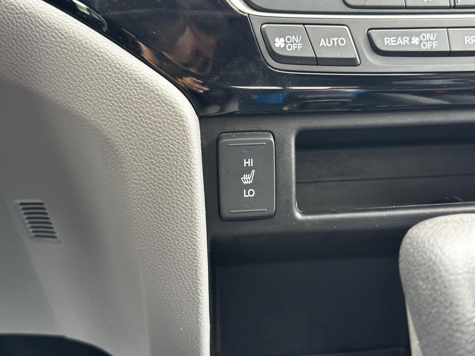 Used 2019 Lunar Silver Metallic Honda RTL-E image 30