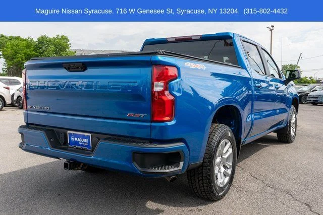 Used 2022 Blue Chevrolet RST image 6