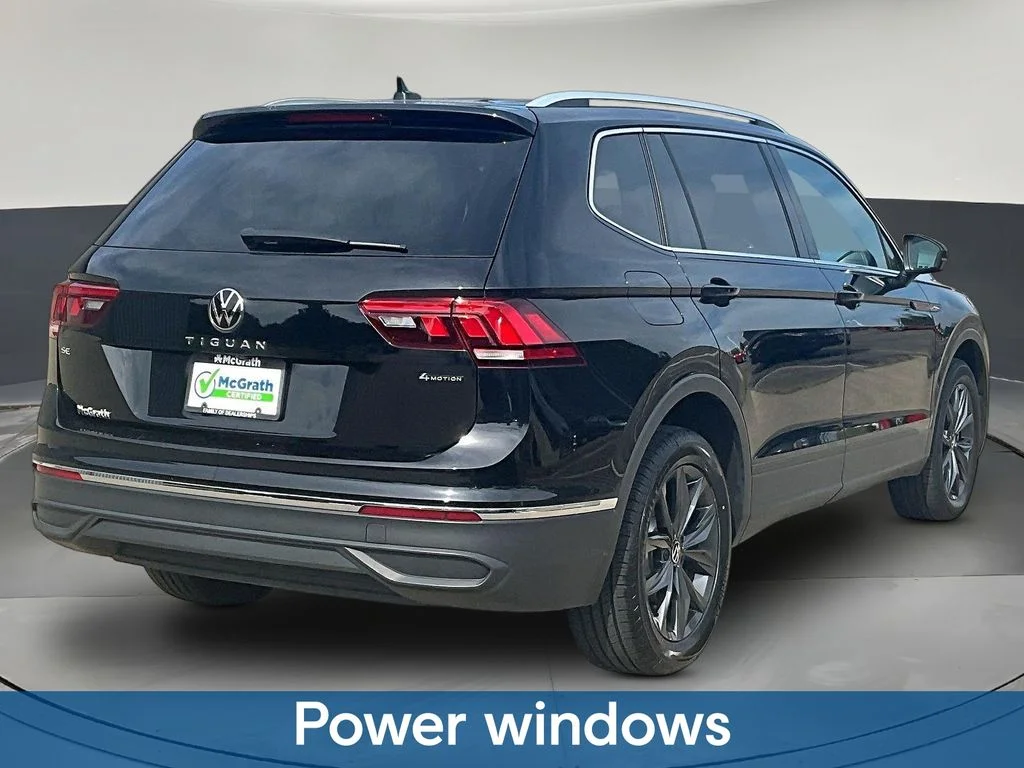 Used 2022 Black Volkswagen 2.0T SE image 8
