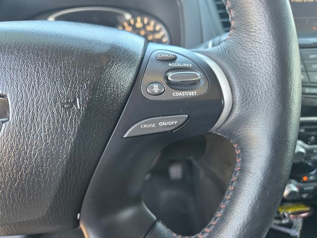 Used 2019 Silver Nissan SL image 20