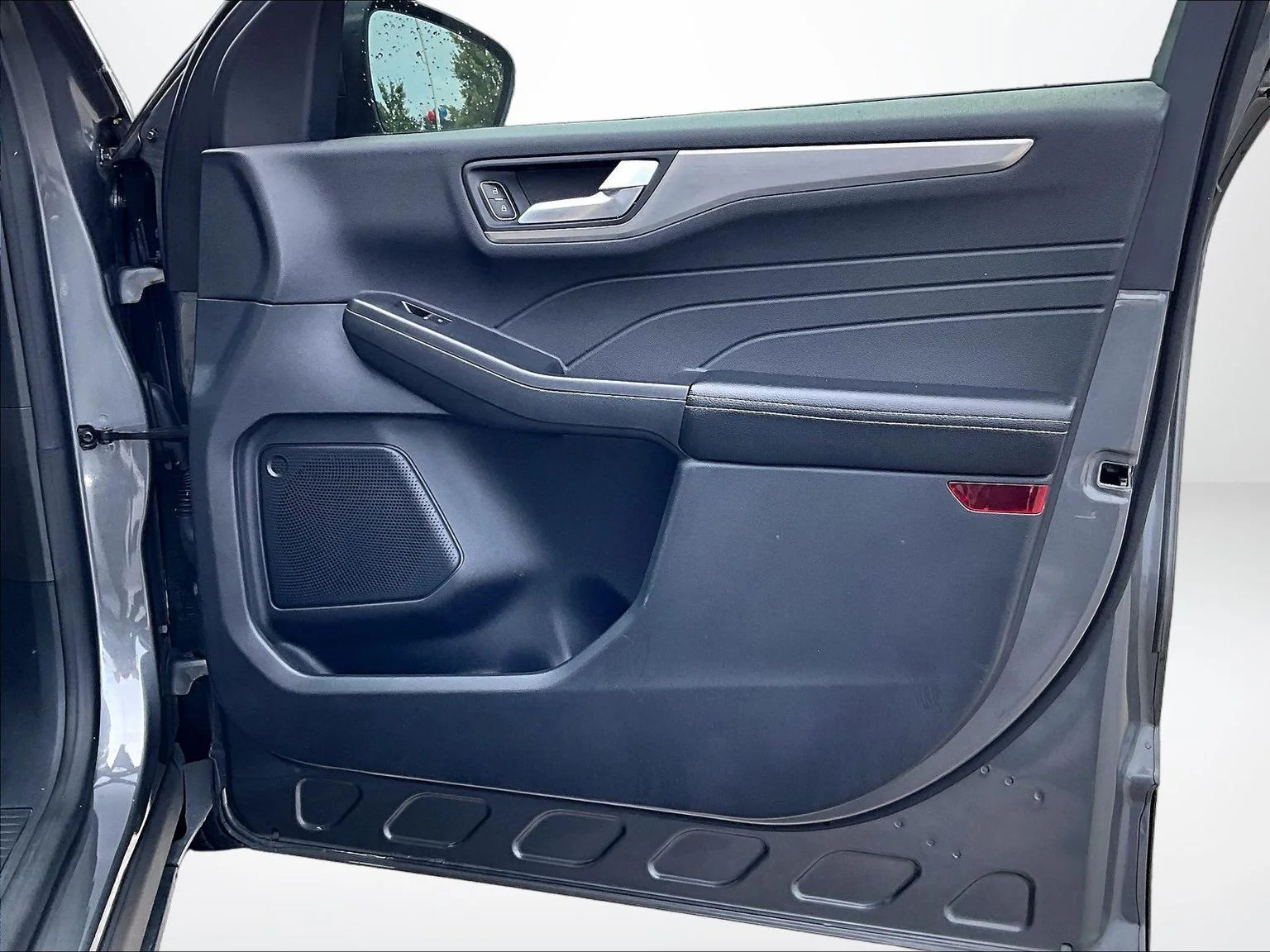 Used 2022 Gray Ford Titanium image 25