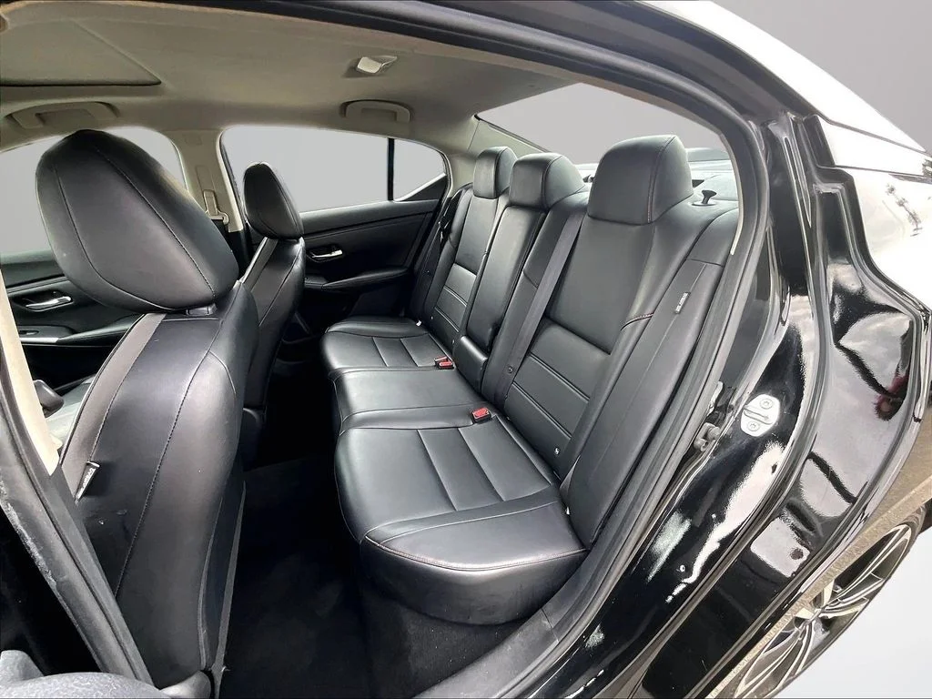 Used 2022 Black Nissan SR image 27
