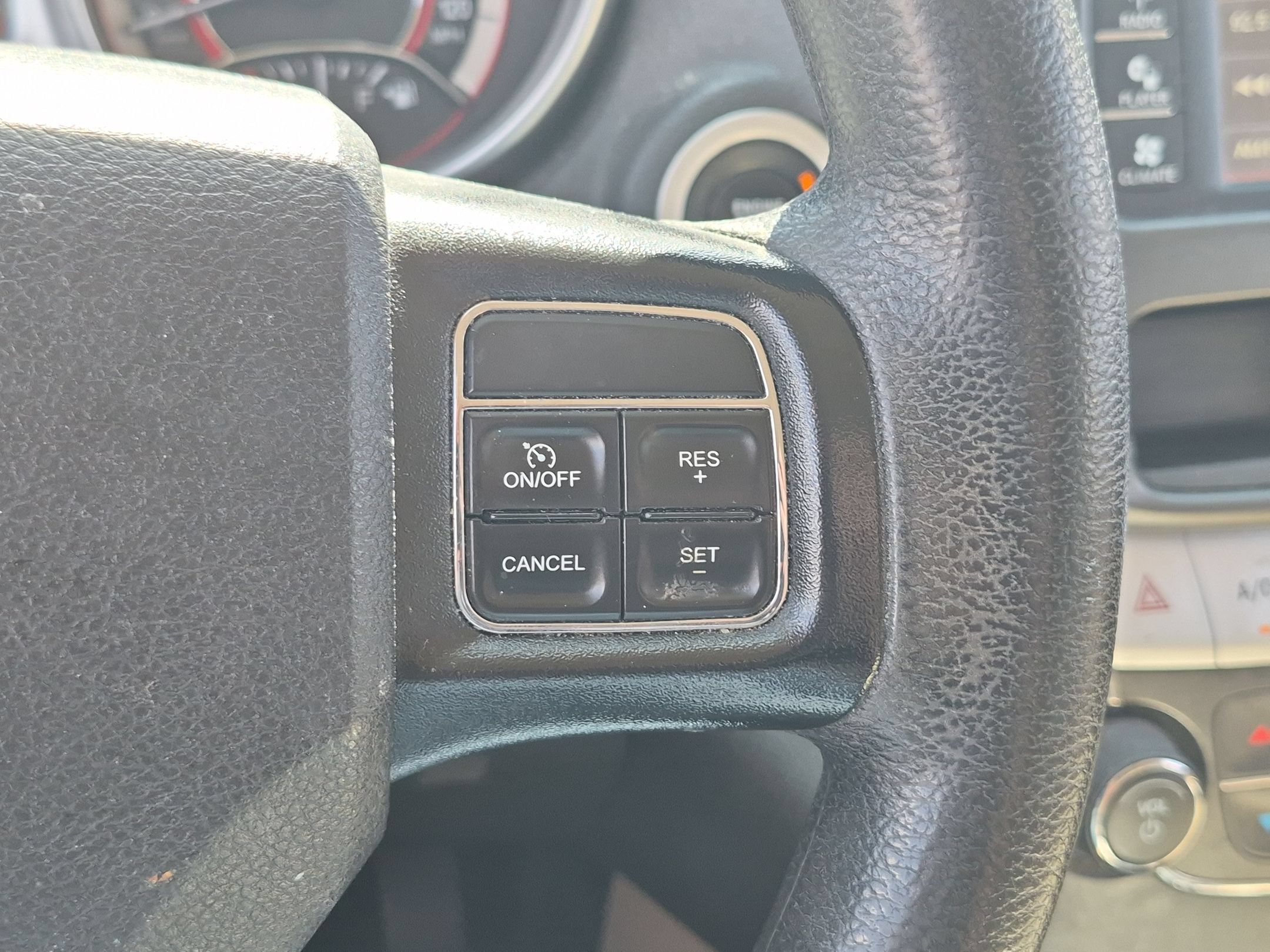Used 2018 Granite Pearlcoat Dodge SE image 18