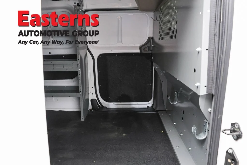 Used 2021 White Nissan SV image 22