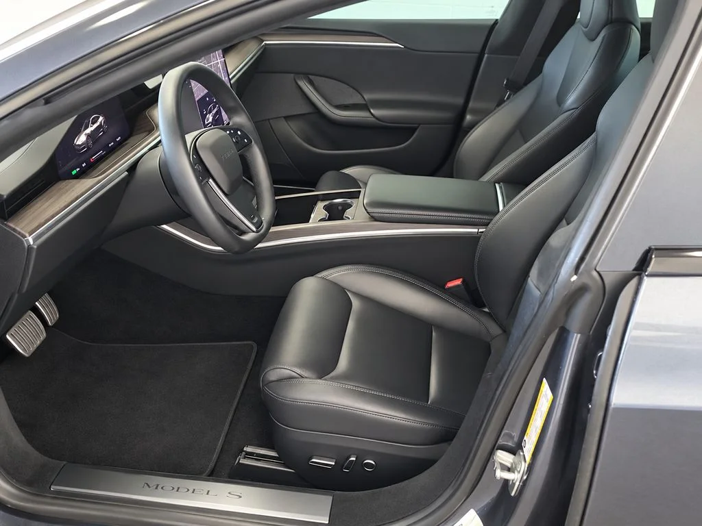 Used 2022 Gray Tesla Base image 7