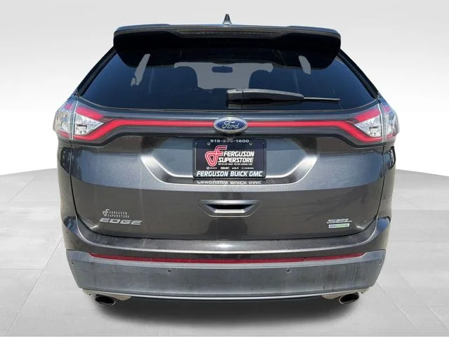 Used 2017 Gray Ford SEL image 6