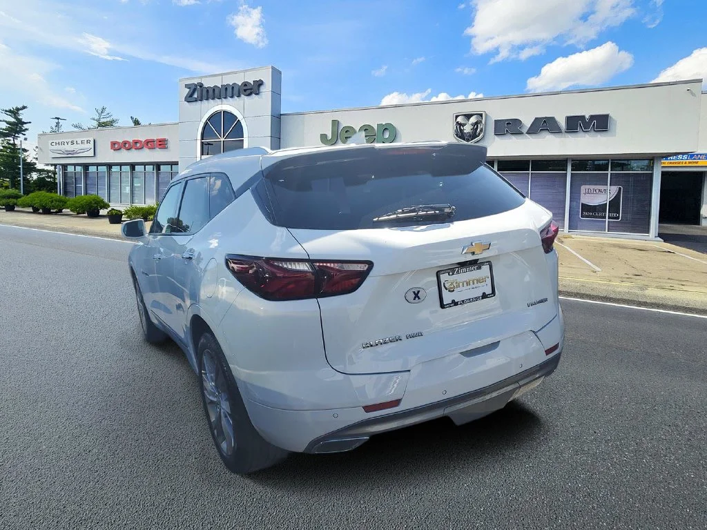 Certified Used 2019 White Chevrolet Premier image 3