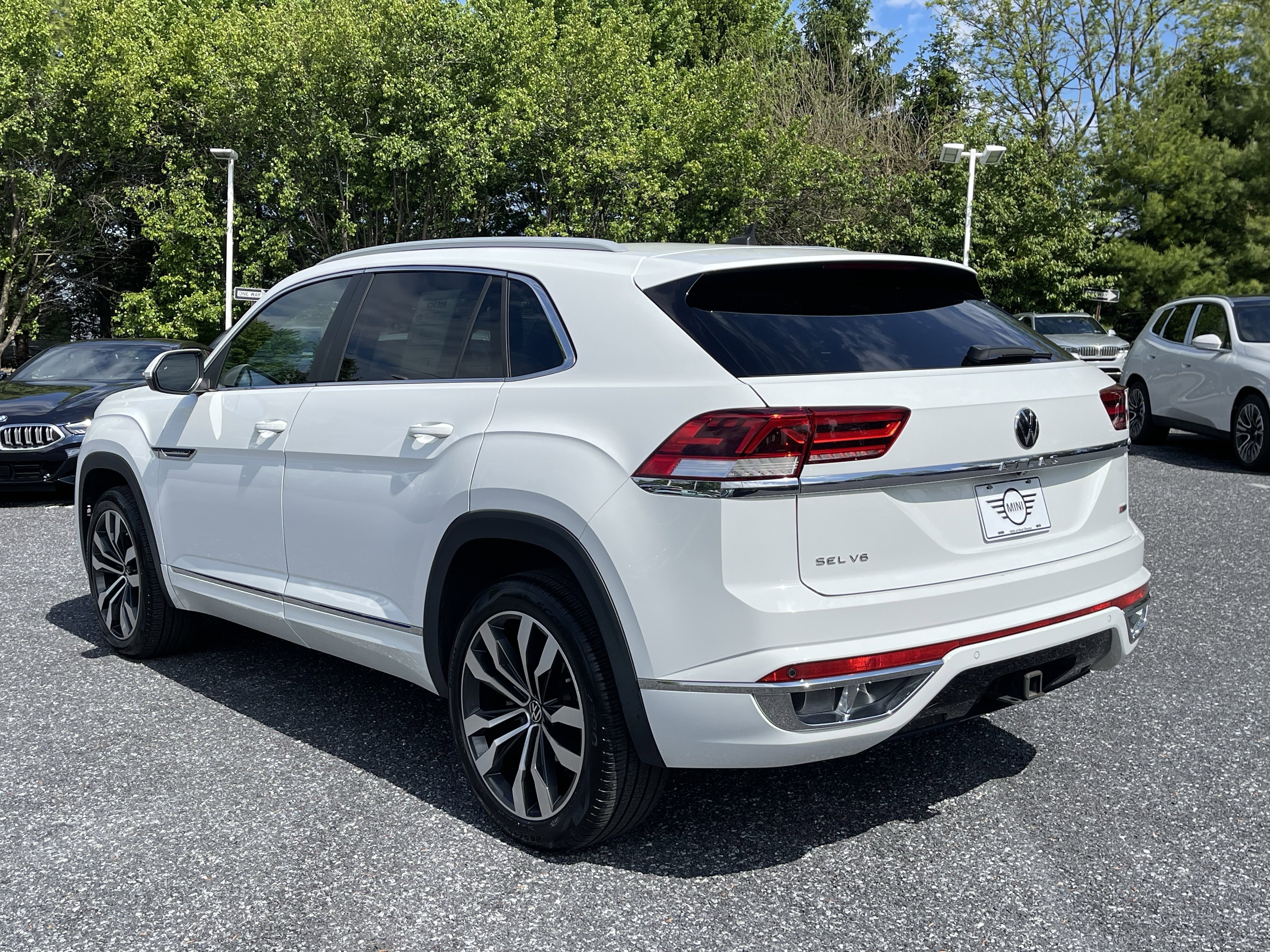 Used 2020 WHITE Volkswagen 3.6L V6 SEL R-Line image 6